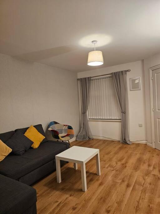 The Park View, 2 Bedroom House Kirkcaldy Exterior photo